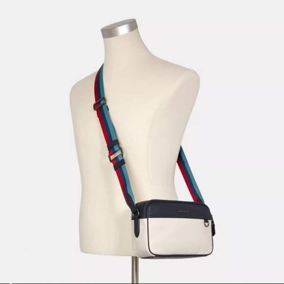 Coach Handbags - COACH Graham Crossbody Bag